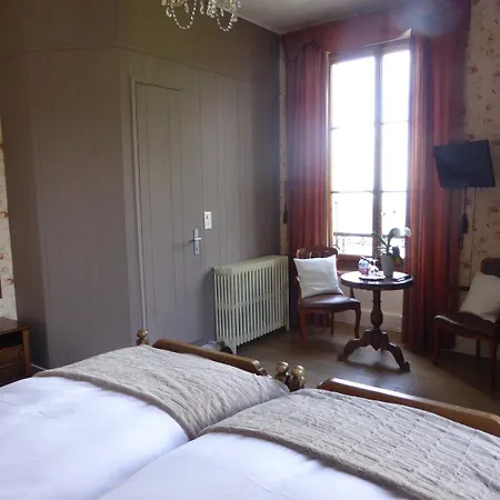 ベッド・アンド・ブレックファスト Au Vieux Manoir