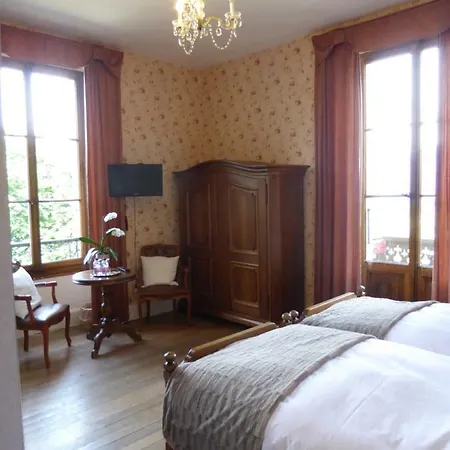ベッド・アンド・ブレックファスト Au Vieux Manoir 2*