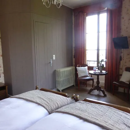 Au Vieux Manoir 3* モンテー