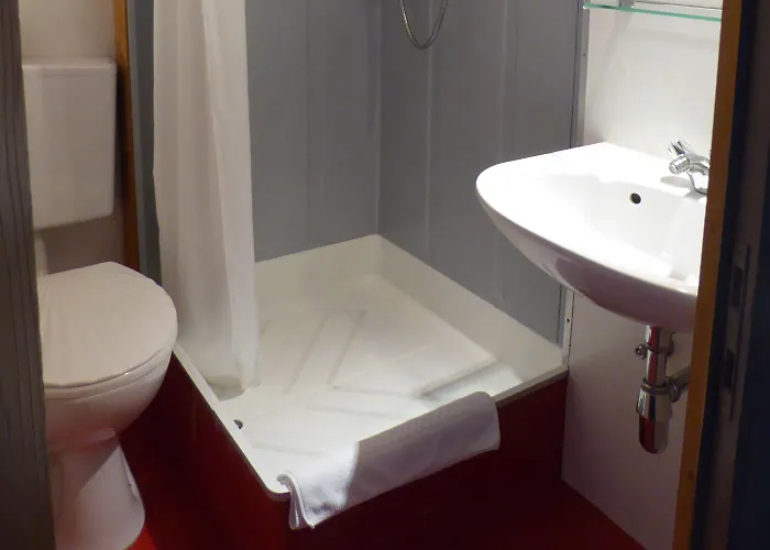 Au Vieux Manoir Bed & Breakfast Monthey