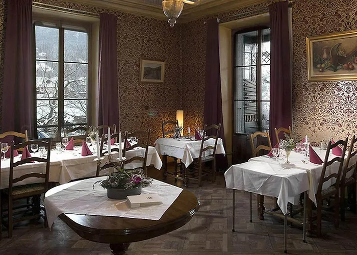 Oda ve Kahvaltı Au Vieux Manoir 3*